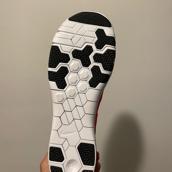 Nike 5.0 free tr flywire for men size 13 . Can be used as a gym shoes or running - Picture 5 of 5